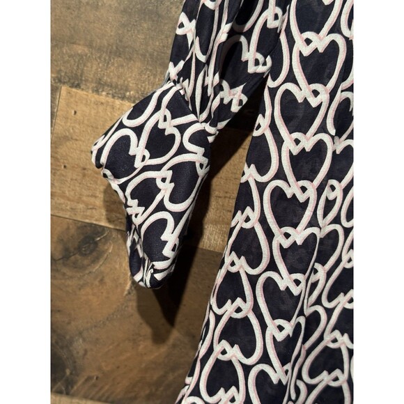 🩷 NEW TOMMY HILFIGER VALENTINES Heart Print Roll-Tab Sleeve Button-Down Shirt L - Picture 8 of 10